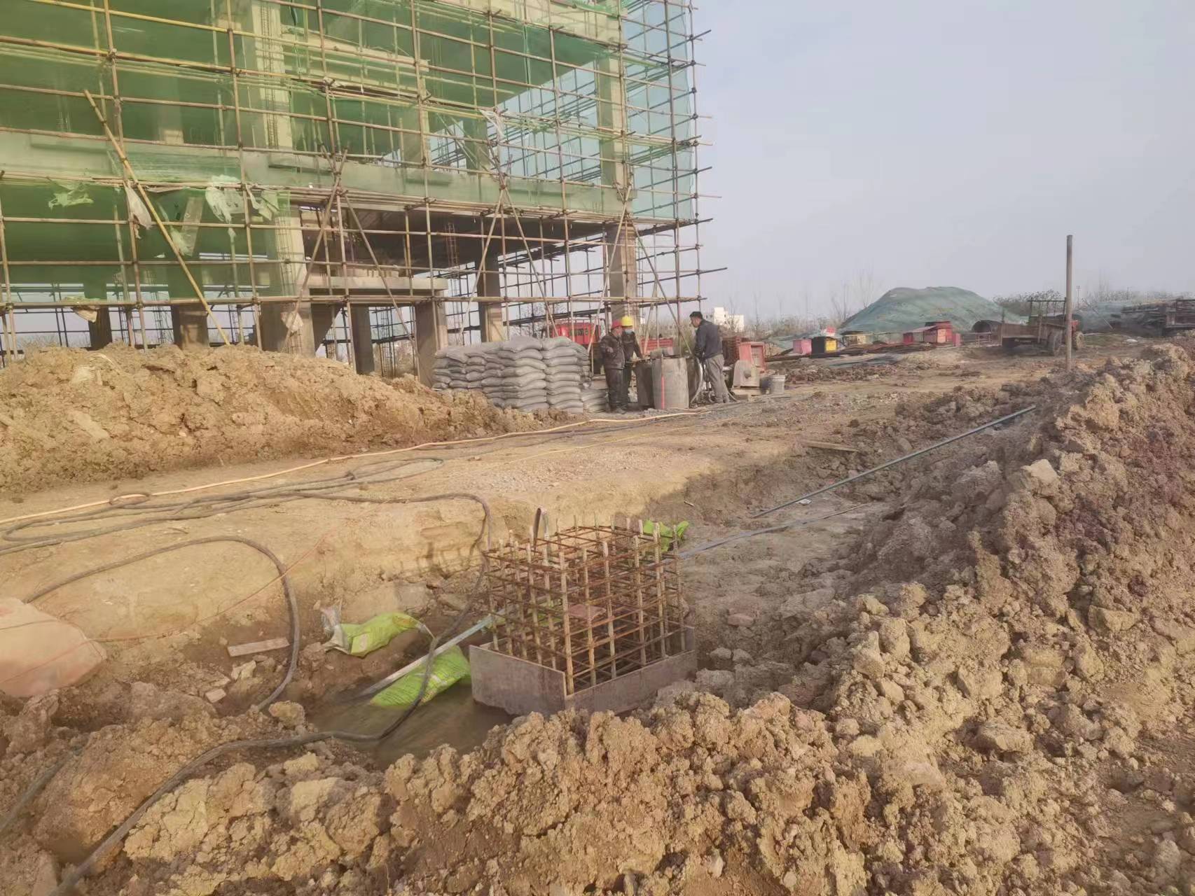 温宿当桥梁出现裂缝的时候应该及时加固修补